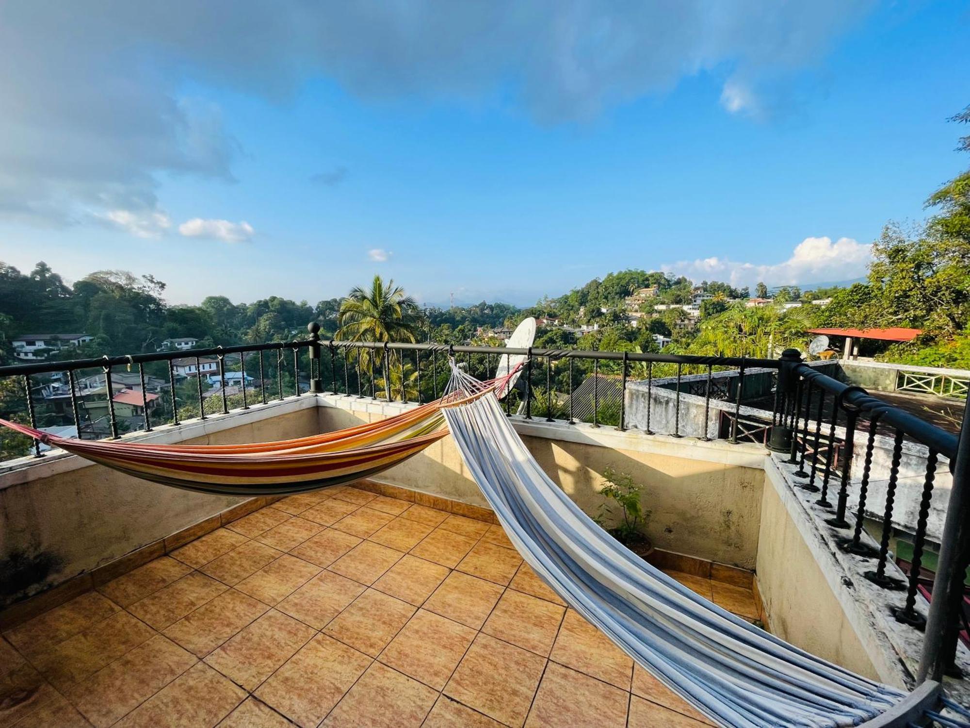 中国蒲公英民宿dandelion Guest House Villa With Mount View Κάντι Εξωτερικό φωτογραφία